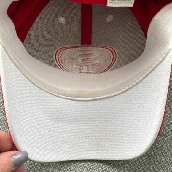 EC San Francisco 49ers Rebook Fitted Hat - Size Small / Medium - Picture 4 of 4